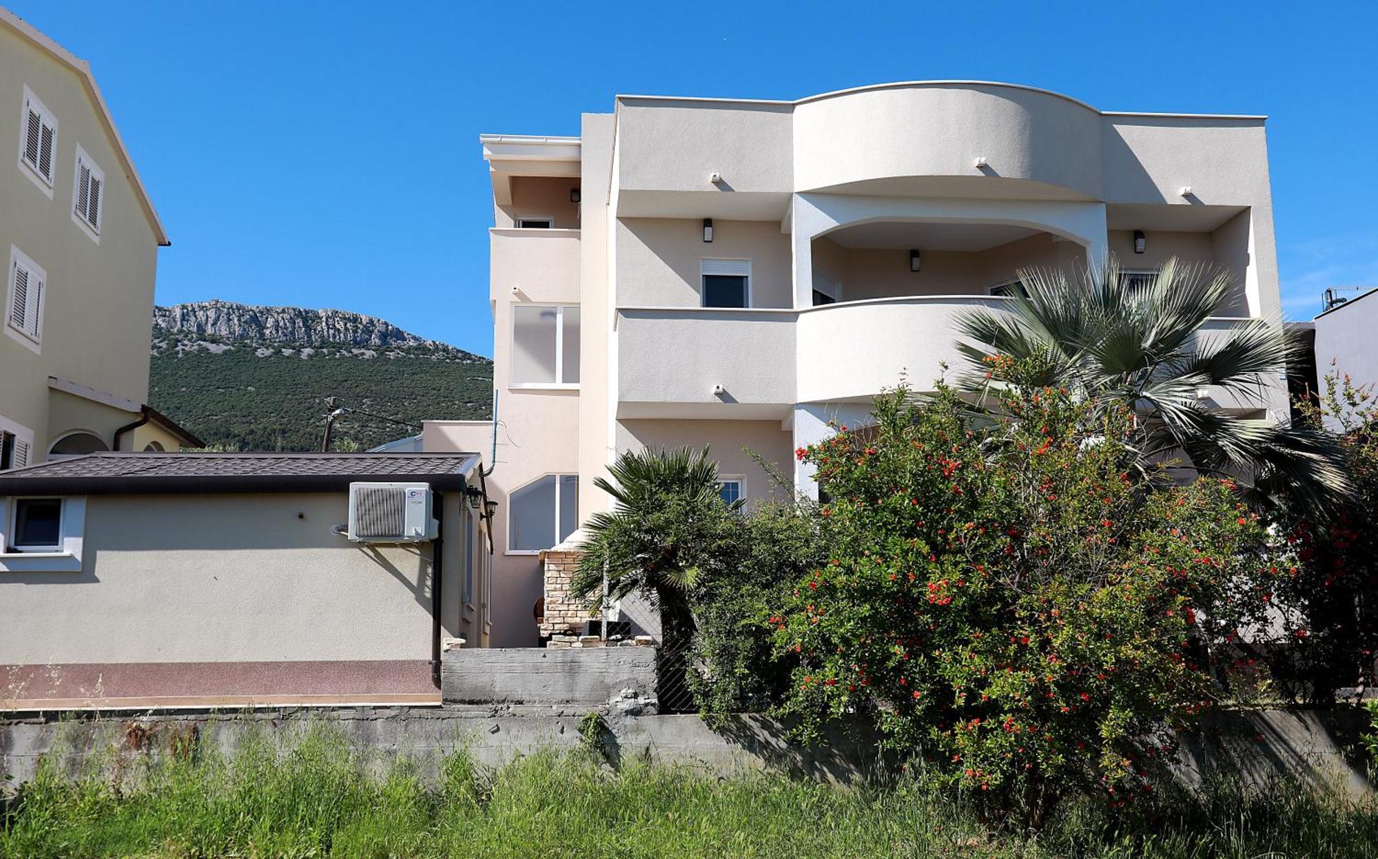 Mediterrianen Paradise Apartment Kastela Exterior photo